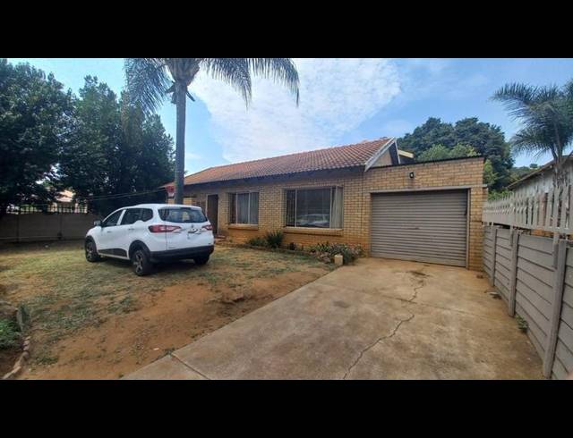5 BEDROOM HOUSE FOR SALE IN PRETORIA GARDENS